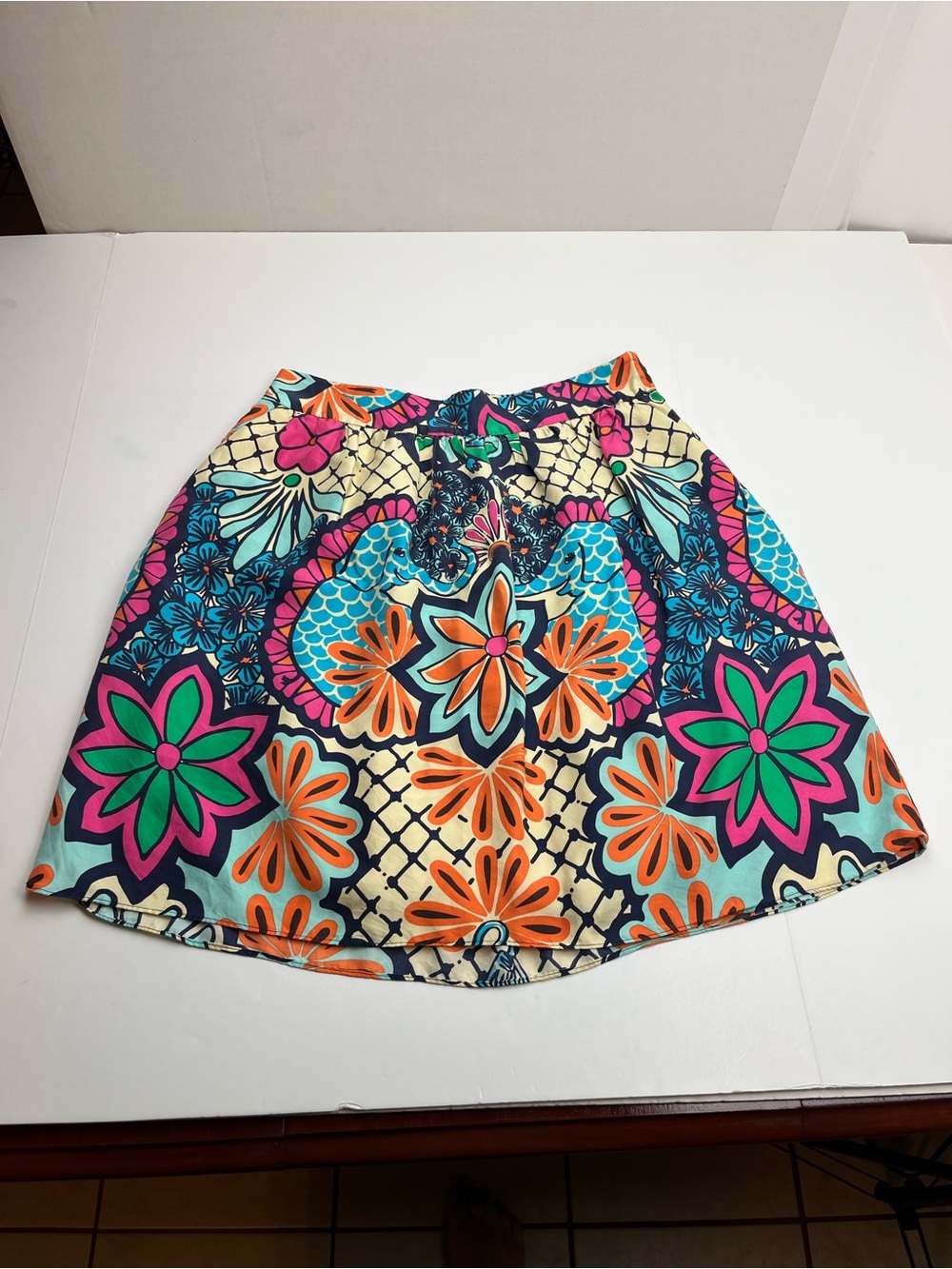 Lilly Pulitzer Antego Lilly Palooza Knee Length 100% Silk Skirt Womens Size 8